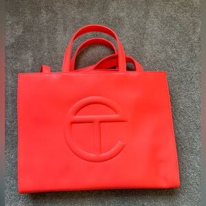 NEVER USED Hazard Medium Telfar Shopping Bag